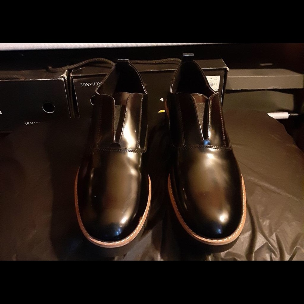 Zara’s Women black shoe